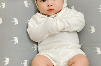 [🆕🇻🇳]  Hani Baby – Hani Baby mang đến sự trải nghiệm ấm áp tới những mẹ đang và sắp có con nhỏ 🧑‍🧒❤️️👶⭐️ Thỏ con hôm nay đi tắm nắng
Trộm vía em bé mặc set thỏ xinh yêu ghia luôn
Hani cảm ơn 2 mẹ con thật nhiều ạ
#feedback
, shares-0✔️ , likes-1❤️️ , date-2024-11-02 20:16:07🇻🇳🇻🇳🇻🇳📰🆕