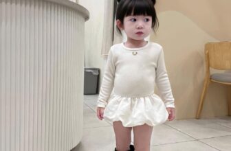 [🆕🇻🇳] Nhím Kids – Thời Trang Cao Cấp Cho Bé – Chuyên bán hàng quần áo trẻ em chất lượng -uy tín tạo lên thương hiệu 🧑‍🧒❤️️👶⭐️ Mẫu Ba lỗ Tăm Mới Về Xinh Quá Mẹ Ơi!!!
— Sale #59k/1 bộ  #199k /Mua 3bộ Tặng 1bộ
Miễn ship toàn quốc
Kiểm Tra Hàng Trước Khi Thanh Toán.
đủ size 5- , shares-0✔️ , likes-1❤️️ , date-2024-11-19 01:50:03🇻🇳🇻🇳🇻🇳📰🆕