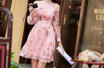 [🆕🇻🇳] Lep’ Daily – Live Gorgeous! 👕 Top1Fashion 👗  Nắng hè oi ả cũng chẳng thể cản nàng đẹp xinh.Với chất liệu vải tơ của váy Lep’, nàng sẽ cảm nhận được sự mềm mại, mát mẻ. Kiểu dáng cổ yếm khoét vai gợ , shares-0✔️ , likes-9❤️️ , date-2024-04-29 03:00:43🇻🇳🇻🇳🇻🇳📰🆕