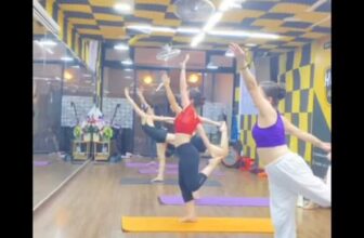 [🆕🇻🇳] Aerobic Zumba Yoga Huệ Sala Đông Anh 🧘 Top1Yoga 🧘 Lớp YoGa theo nhạc căn bản theo nhạc lúc 20h -21h tối thứ 4 hàng tuần. Liên tục tuyển sinh học viên mới. Chị, em chưa biết tập đều được hướng dẫn và chỉnh  , shares-0✔️ , likes-0❤️️ , date-2024-10-26 17:02:29🇻🇳🇻🇳🇻🇳📰🆕