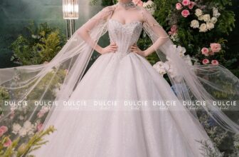 [🆕🇻🇳] Dulcie Bridal – Cửa hàng váy cưới 🤵🏻 Top1Wedding 👰🏻  𝐋𝐮𝐜𝐲 – 𝐂𝐡𝐢𝐧𝐡 𝐩𝐡𝐮̣𝐜 𝐦𝐨̣𝐢 𝐚́𝐧𝐡 𝐧𝐡𝐢̀𝐧 𝐯𝐨̛́𝐢 𝐜𝐡𝐢𝐞̂́𝐜 𝐯𝐚́𝐲 𝐜𝐮̛𝐨̛́𝐢 𝐪𝐮𝐲𝐞̂́𝐧 𝐫𝐮̃ 𝐛𝐚̣̂𝐜 𝐧𝐡𝐚̂́𝐭Lấy cảm hứng từ hình ảnh viên kim cương toả sáng lộng lẫy, 𝐋𝐮𝐜𝐲 vớ , shares-0✔️ , likes-3❤️️ , date-2024-11-02 22:19:14🇻🇳🇻🇳🇻🇳📰🆕