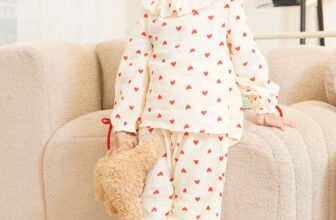 [🆕🇻🇳] ULACHOI’S OFFICIAL STORE – “ĐẸP VÀ CHẤT” 😎❤️️⭐️ Ngọt ngào cùng set best seller ngày gió vềMẹ đã sắm cho bé yêu nhà mình set đồ xô muslin họa tiết siêu xinh này chưa ạ?
Với chất liệu mềm mịn, thoáng má , shares-2✔️ , likes-3❤️️ , date-2024-11-03 15:12:04🇻🇳🇻🇳🇻🇳📰🆕