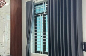 [🆕🇻🇳] Elena Kids – Thời Trang Thiết Kế Bé Gái – Thương hiệu thời trang cao cấp cho bé với những mẫu váy thiết kế riêng độc quyền 🧑‍🧒❤️️👶⭐️  Yêu em bé quá luôn cả nhà ạ! Elena Kids cảm ơn Feedback của khách nhí siêu dễ thương ạ! P/s: Mẫu váy nơ dây xích cực hot của shop ạ. Hàng có sẵn tại shop  , shares-0✔️ , likes-1❤️️ , date-2024-11-24 09:01:02🇻🇳🇻🇳🇻🇳📰🆕