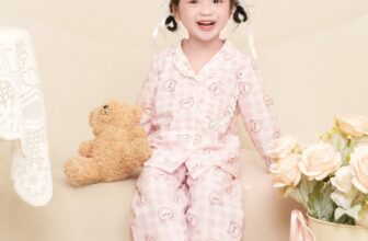 [🆕🇻🇳] ULACHOI’S OFFICIAL STORE – “ĐẸP VÀ CHẤT” 😎❤️️⭐️ Đón thu cùng TEDDY PIJAMA
Mùa thu đã về, và mẹ đã chuẩn bị gì để chào đón những cơn gió se lạnh? Một chiếc pijama không thể thiếu trong tủ đồ của con đây  , shares-2✔️ , likes-3❤️️ , date-2024-11-02 00:17:05🇻🇳🇻🇳🇻🇳📰🆕