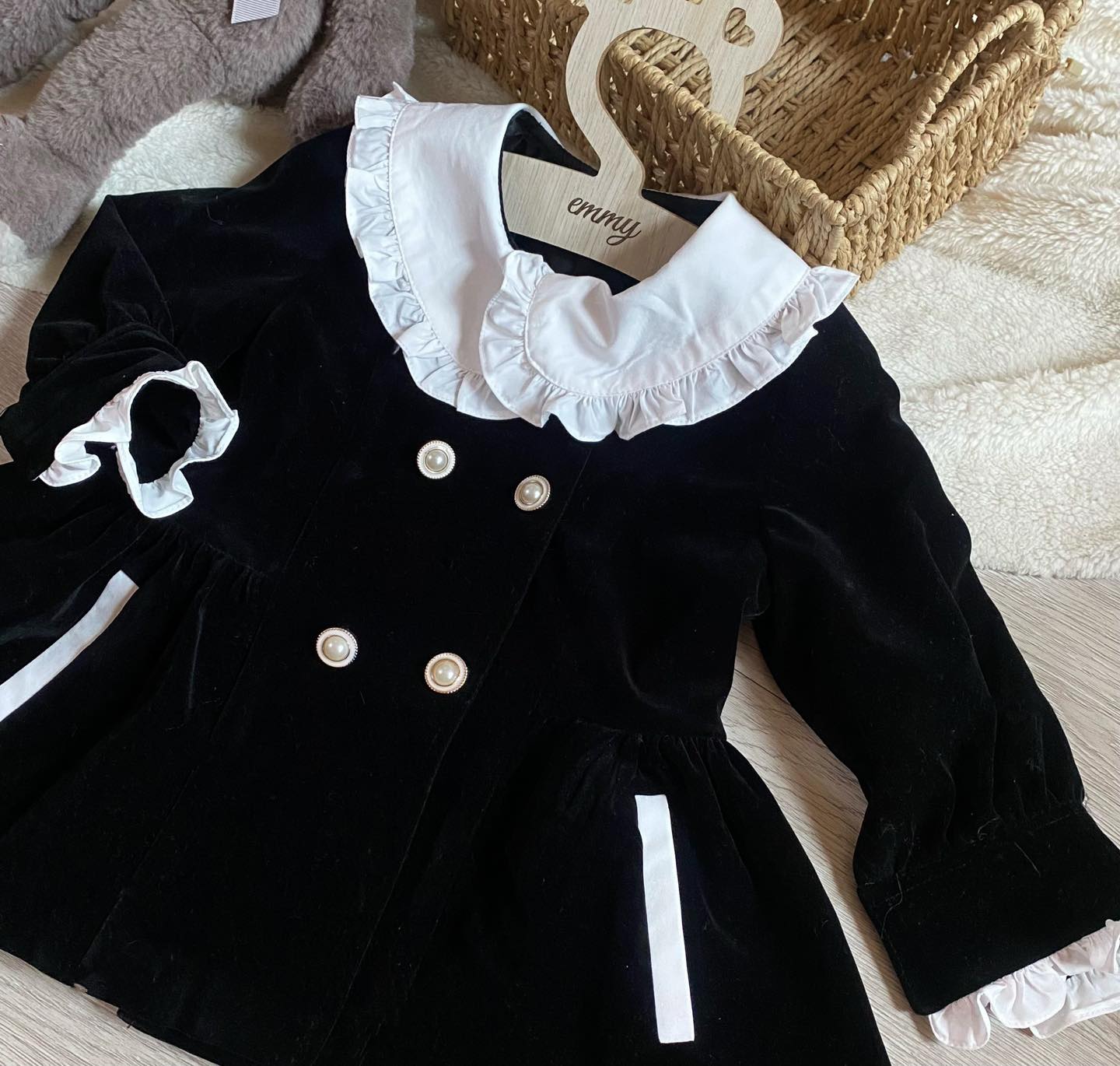 [🆕🇻🇳]  LUV MICHI – Thời trang trẻ em cao cấp 🧑‍🧒❤️️👶⭐️ Váy nhung có lót siêu sang chảnh mà giá quá rẻ cho 1 em váy nhung có lót vậy nha mẹ ơiiii
Bảng sz bé kham khảo:
Size 0: 6-8kg
Size 1: 8-10kg
Size 2:  , shares-0✔️ , likes-3❤️️ , date-2024-10-18 05:35:41🇻🇳🇻🇳🇻🇳📰🆕