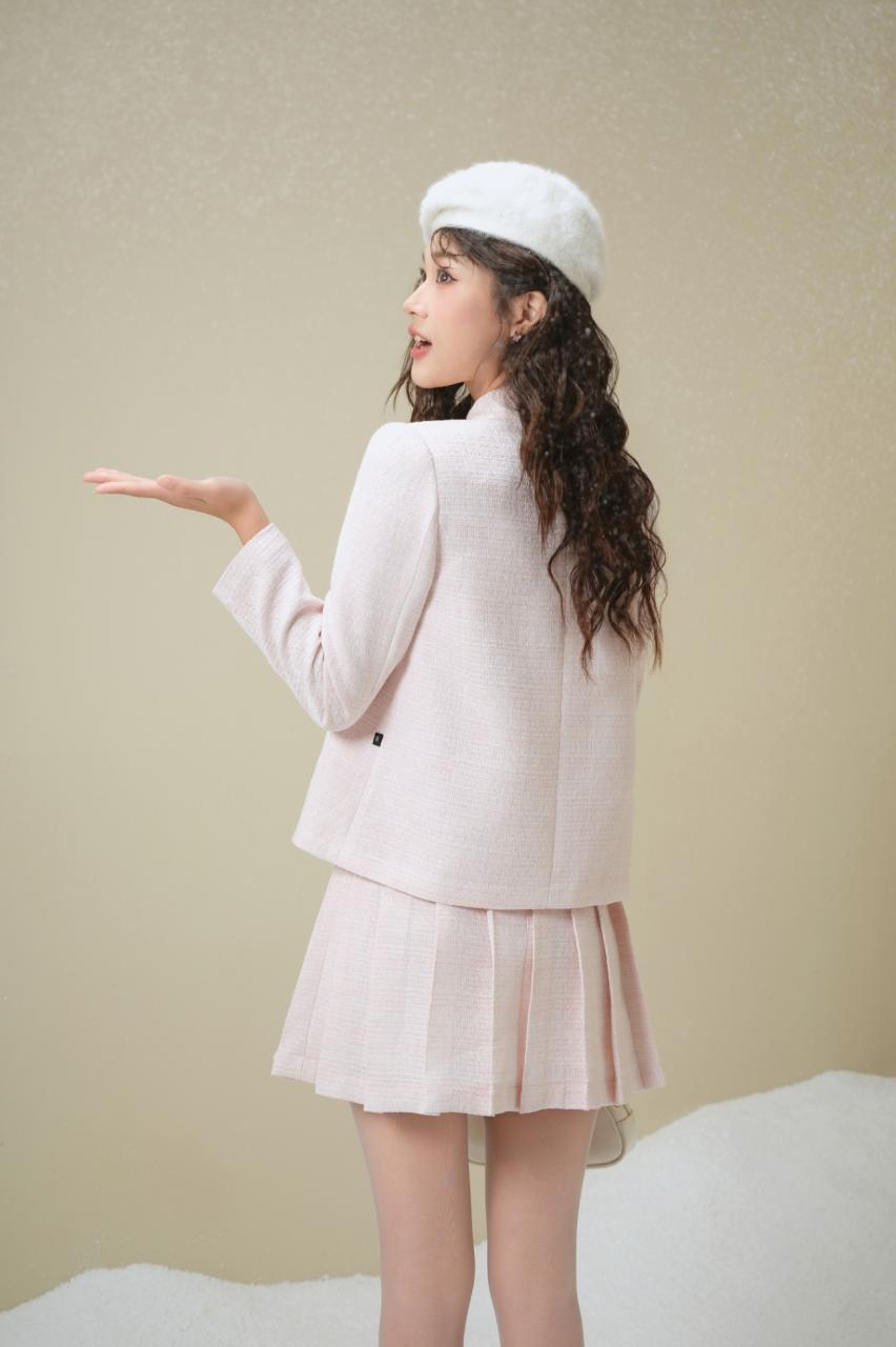 REFINED SILHOUETTE COLLECTION