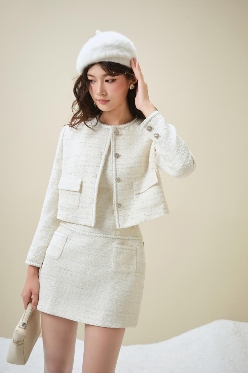 REFINED SILHOUETTE COLLECTION