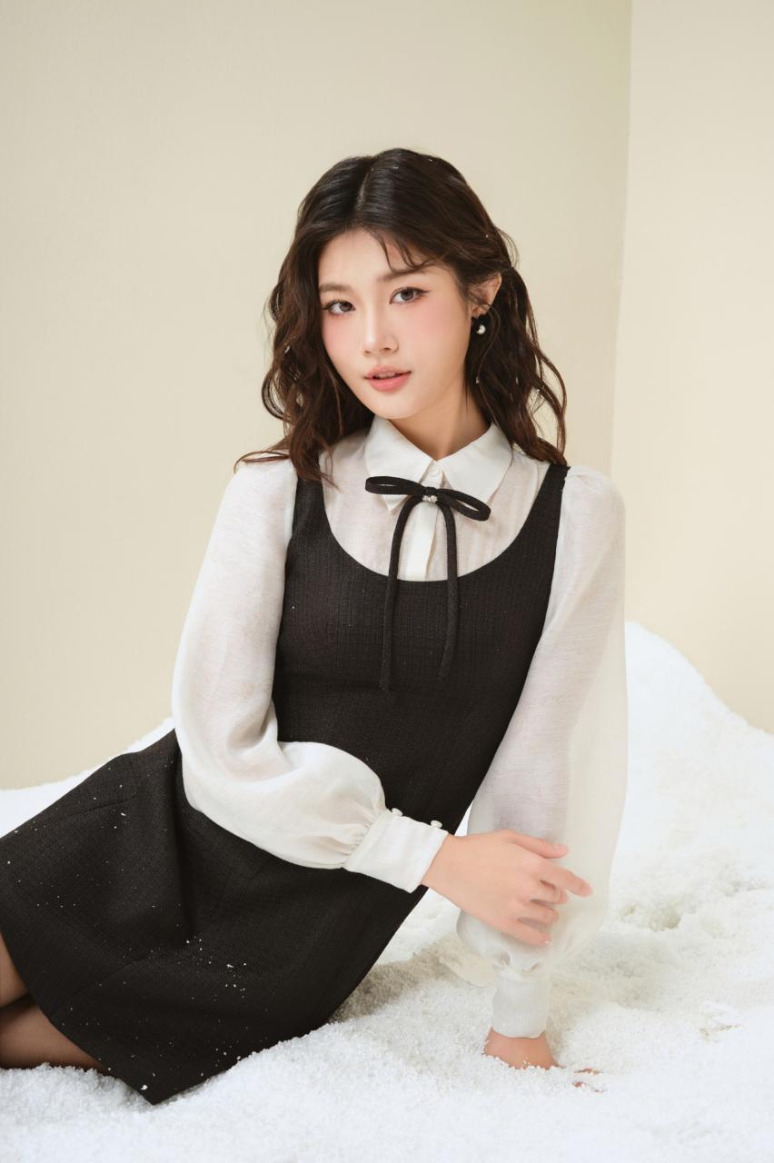 REFINED SILHOUETTE COLLECTION