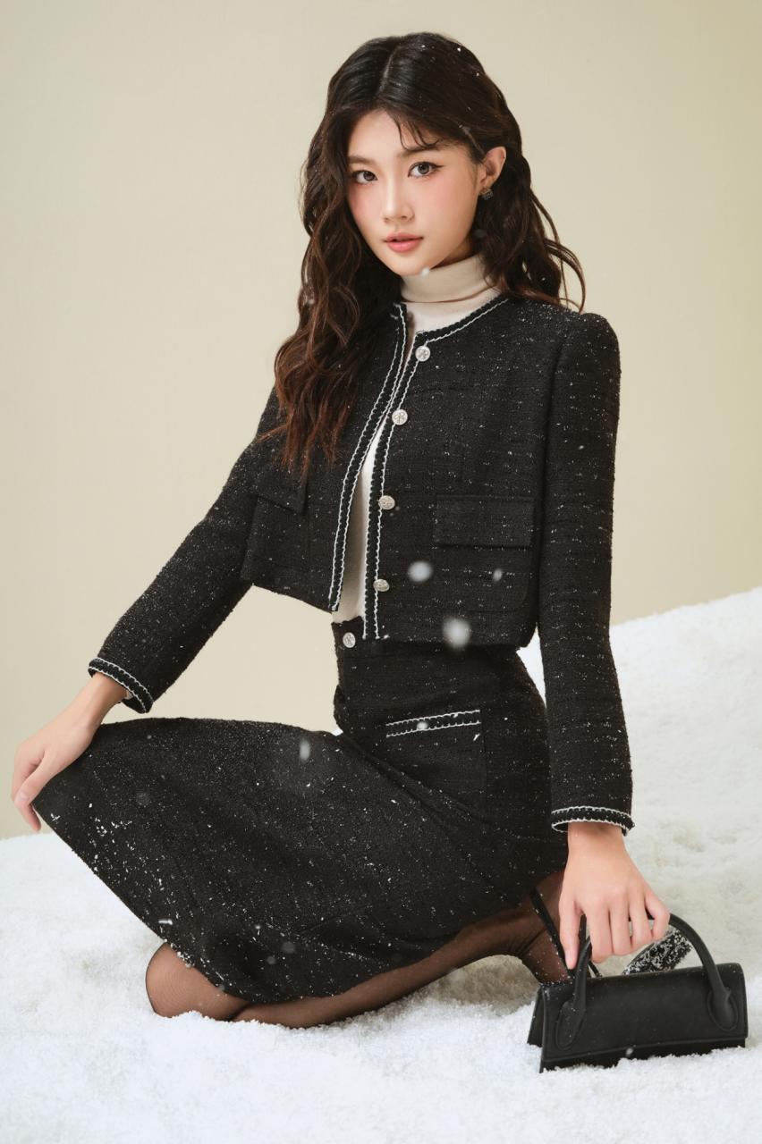 REFINED SILHOUETTE COLLECTION