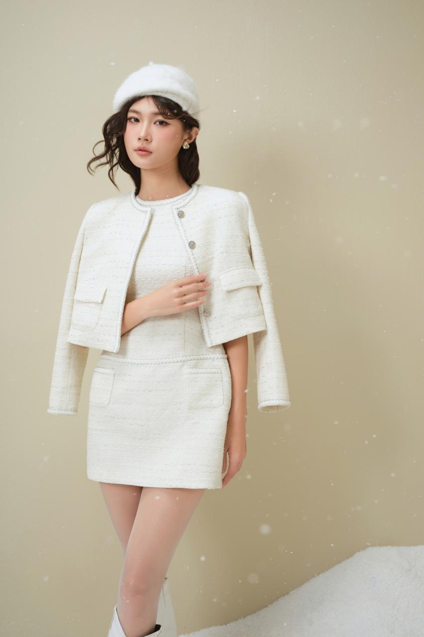 REFINED SILHOUETTE COLLECTION