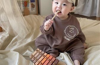 [🆕🇻🇳] HAPPY HIPPO – chuyên đồ trẻ em – Lullaby vnxk 😎❤️️⭐️  𝗦𝗲𝘁 𝗵𝗼𝗮̣𝘁 𝗵𝗶̀𝗻𝗵 𝗰𝗵𝘂́ 𝗯𝗲́ 𝘀𝗻𝗼𝗼𝗽𝘆  Chất_cotton_waffle cao cấp, mặt trong vải xử lý mềm mịn
Thiết kế phom áo sweater bo viền , dễ mặc – Phom quần jogger bé , shares-0✔️ , likes-1❤️️ , date-2022-01-06 23:45:04🇻🇳🇻🇳🇻🇳📰🆕