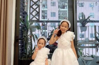 [🆕🇻🇳]  Kat kids fashion – Shop Quần Áo-Giầy Dép-Thời Trang Trẻ Em 🧑‍🧒❤️️👶⭐️  Khách yêu nhà em đi giầy siêu yêu luôn nạ.
Đi giầy nhà em đi thi văn nghệ còn đạt giải nhất luôn nha cả nhà.
Chúc mừng các con nha!
, shares-0✔️ , likes-0❤️️ , date-2022-07-25 23:22:36🇻🇳🇻🇳🇻🇳📰🆕