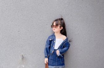 [🆕🇻🇳]  Bé Sành Điệu 🧑‍🧒❤️️👶⭐️ CHÀO THU 2022
Mua 1 được 3
Chỉ #199k/ Set Áo khoác+ Chân váy có quần lót trong + áo 2 dây
Size: 12-38kg
Ảnh thật shop chụp, được kiểm tra hàng trước  , shares-0✔️ , likes-5❤️️ , date-2022-08-17 21:29:18🇻🇳🇻🇳🇻🇳📰🆕