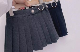 [🆕🇻🇳] Mylano – Thời trang xuất khẩu cho bé 😎❤️️⭐️ HÀNG CÓ SẴNNhà em về 2 mã chân váy dạ xinh xỉu lun
Dáng váy quốc dân dễ mix đồ, lô này phải nói chất dạ quá đẹp ạ
Chân váy kèm ảnh thật mẹ tha hồ ngắm nh , shares-0✔️ , likes-4❤️️ , date-2022-11-19 02:37:42🇻🇳🇻🇳🇻🇳📰🆕