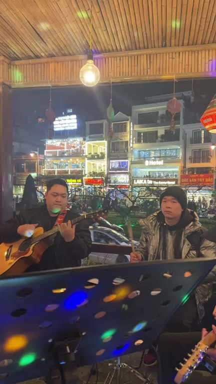 [☕️🇻🇳] Coóng Coffee Homestay  🥤 Top1Coffee ☕️ Live music- Chuyện tình yêu là…. 27/01
 , shares-0✔️ , likes-111❤️️ , date-2023-01-28 03:40:40🇻🇳🇻🇳🇻🇳📰🆕