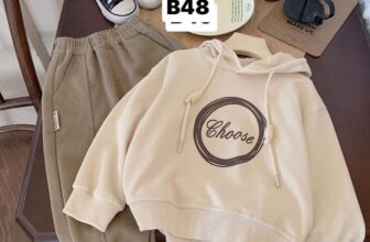 [🆕🇻🇳] Minh Anh 1994 -Fashion 🧑‍🧒❤️️👶⭐️ Sét bes trai phong cách hèn xẻng
Size 10-32kg
Có 2 màu : be và nâu
, shares-0✔️ , likes-4❤️️ , date-2023-10-10 04:53:53🇻🇳🇻🇳🇻🇳📰🆕