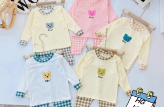 [🆕🇻🇳]  HG Kids – Xưởng Sỉ Quần Áo Cho Bé 🧑‍🧒❤️️👶⭐️  Bộ thiết kế cổ tròn, bo ống giúp giữ ấm cho bé tốt hơn.
Chất len tăm mềm mịn, co dãn tốt, bé mặc thoải mái, dễ chịu.
Có 5 size (phù hợp với các bé từ  , shares-0✔️ , likes-11❤️️ , date-2023-10-28 00:58:34🇻🇳🇻🇳🇻🇳📰🆕