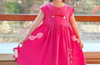 [🆕🇻🇳] Mimi Store – Thời trang trẻ em cao cấp, váy thiết kế đẹp 🧑‍🧒❤️️👶⭐️ 𝕄à𝕦 𝕙ồ𝕟𝕘 𝕜𝕙𝕒𝕚 𝕩𝕦â𝕟 𝕞𝕦ô𝕟 𝕡𝕙ầ𝕟 𝕞𝕒𝕪 𝕞ắ𝕟 #Gấu_Lotso  yêu thích của bé
Thiết kế cách điệu cưng xỉu
Chất liệu cotton thô #mềm_mát
Hình in PE ép nhiệt  #KO b , shares-0✔️ , likes-1❤️️ , date-2024-11-04 08:37:38🇻🇳🇻🇳🇻🇳📰🆕