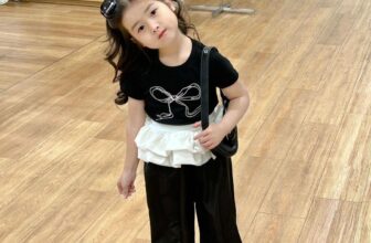 [🆕🇻🇳] danchau – Từ tình yêu dành cho những công chúa nhỏ 💓 🧑‍🧒❤️️👶⭐️ Mùa hè là mùa của những cô bé xinh đẹpNếu bé yêu mê phong cách đơn giản và tinh tế, bé cần mặc đồ nhẹ mát, dễ chịu thì set đồ nhẹ nhàng mà sang chảnh này , shares-1✔️ , likes-12❤️️ , date-2024-04-22 18:13:07🇻🇳🇻🇳🇻🇳📰🆕