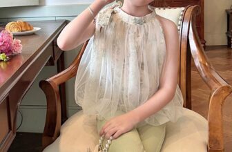 [🆕🇻🇳] danchau – Từ tình yêu dành cho những công chúa nhỏ 💓 🧑‍🧒❤️️👶⭐️ Đứng trước mùa hè với những áng mây lơ lửng, những hàng cây xanh xanh bên sườn đồi dốc đứng, lối nhỏ vào khu vườn có hai bên lối đi ngập cây cối xanh mướt  , shares-1✔️ , likes-24❤️️ , date-2024-04-23 05:10:59🇻🇳🇻🇳🇻🇳📰🆕