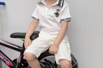 [🆕🇻🇳]  Đồ Bộ – Bé Trai  – quần áo trẻ em 🧑‍🧒❤️️👶⭐️  Điểm danh các mẫu đồ bộ đang được YÊU THÍCH nhà Đồ bộ – Bé trai    Lên hình siêu cưng, chất liệu mềm, thoáng.
Ba Mẹ inbox Shop chiều cao, cân nặng của b , shares-0✔️ , likes-8❤️️ , date-2024-06-30 20:59:01🇻🇳🇻🇳🇻🇳📰🆕