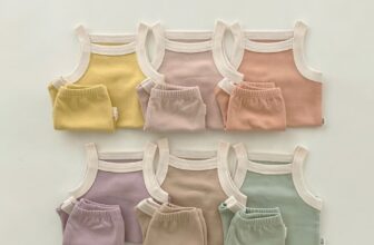 [???]  Peekaboo Boutique – Đồ Hàn cho bé yêu  ?‍?❤️️?⭐️  SALE  SALE  SALE  Chưa bao giờ rẻ thế này luôn, hàng còn ít, lẻ size e sale nốt chứ ko phải lỗi lầm gì đâu nha  Bộ rời #200k, suit liền cài đũng (ko quần) , shares-0✔️ , likes-7❤️️ , date-2024-07-01 18:34:24????????