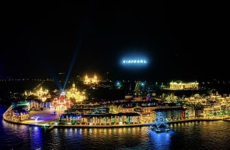 [🆕🇻🇳] Alpha Travels – Kênh Du Lịch Khám Phá ♥️️ Top1Checkin ☑  𝐕𝐈𝐍𝐏𝐄𝐀𝐑𝐋 𝐇𝐀𝐁𝐎𝐔𝐑 𝐍𝐇𝐀 𝐓𝐑𝐀𝐍𝐆 – 𝐊𝐇𝐔 𝐕𝐔𝐈 𝐂𝐇𝐎̛𝐈 𝐕𝐈𝐍𝐖𝐎𝐍𝐃𝐄𝐑
(Áp dụng từ 01/06 – hết 2024)
Vé tham quan Vinhabour + cáp treo 2 chiều:
200.000đ/vé
Vé tatashow +  , shares-0✔️ , likes-1❤️️ , date-2024-07-03 18:14:55🇻🇳🇻🇳🇻🇳📰🆕