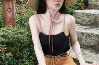 [🆕🇻🇳] Mộc bikini – Bikini – Sleepwear – Underwear 👕 Top1Fashion 👗  SALE NỮAAAA SALE MÃI
Len basic màu sang, kín đáo dễ mặc
360k -> 1⃣3⃣5⃣k
, shares-0✔️ , likes-1❤️️ , date-2024-08-17 17:09:06🇻🇳🇻🇳🇻🇳📰🆕