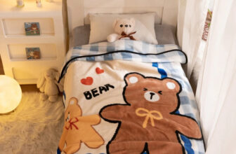 [🆕🇻🇳]  Koadear Baby – Cửa hàng quần áo sơ sinh & trẻ em 🧑‍🧒❤️️👶⭐️ Chăn Lông Tuyết Koadear Cho Bé kích thước 100×140cm– Chất liệu: tuyết nhung 1 lớp
– Kích thước: 1mx1m4
– Trọng lượng: 300gamChăn tuyết nhung là sản phẩ , shares-1✔️ , likes-30❤️️ , date-2024-10-30 21:00:21🇻🇳🇻🇳🇻🇳📰🆕