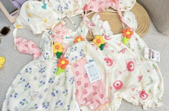 [🆕🇻🇳]  Nami Kids – Ở đây có đồ em bé dễ thương lắm nè 🧑‍🧒❤️️👶⭐️  Bodysuit mùa này là nhứt nách rồi ạ, set kèm nón #99k mom nhen  Size 3 – 12kg
, shares-2✔️ , likes-12❤️️ , date-2024-09-21 19:38:08🇻🇳🇻🇳🇻🇳📰🆕