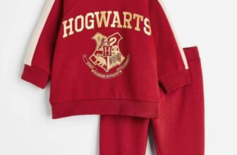 [🆕🇻🇳] HM for Kids – Hàng xách tay Trẻ em 🧑‍🧒❤️️👶⭐️ Hogwarts đỏ đẹp thế nhờ
Các mom tranh thủ deal sale lên bill sớm về trc lễ tết ạ
Giá od sale nửa giá còn # 229k/1 set về tay quá rẻ các mon lên bil nào  , shares-1✔️ , likes-3❤️️ , date-2024-09-23 17:43:48🇻🇳🇻🇳🇻🇳📰🆕