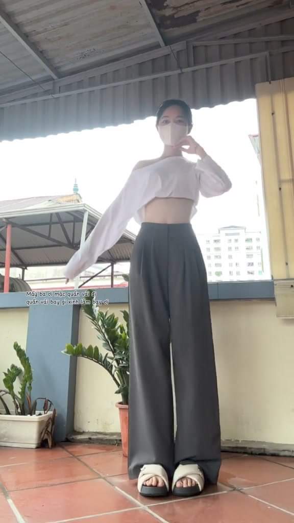 [🆕🇻🇳] Cẩm Tú Boutique – Mặc Là Đẹp – Diện Là Xinh –  Cửa hàng quần áo nữ 👕 Top1Fashion 👗  Feedback siêu đáng yêu từ vị khách xinh gái với câu nói bất hủ:
 “Quần Công Sở Vẫn Là Số 1 shop ạ” – Nhận hàng e quay gửi shop lun đó 
 – Phom  ống đứng cạ , shares-0✔️ , likes-21❤️️ , date-2024-09-25 23:19:14🇻🇳🇻🇳🇻🇳📰🆕