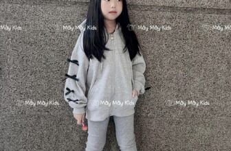 [🆕🇻🇳]  Mây Mây Kids – Cửa hàng quần áo 🧑‍🧒❤️️👶⭐️ Trờii se se lạnhh rùiii,còn gì bằngg legging dàii + áo khoác nỉ đâyyyy ạFull set sẵnnnn nhà eÁo khoác nỉ full sz 110-150 ( 18-38kg) siêuu đẹppp nhé ạ , shares-0✔️ , likes-7❤️️ , date-2024-10-04 03:36:24🇻🇳🇻🇳🇻🇳📰🆕