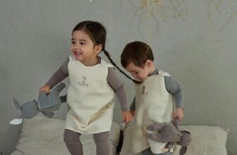 [🆕🇻🇳]  BapBap Babi – 𝒜𝓁𝓁𝒻ℴ𝓇𝒷𝒶𝒷𝓎 #𝒦ℴ𝓇ℯ𝒶𝒮𝓉𝓎𝓁ℯ 🧑‍🧒❤️️👶⭐️ Bảo bối rất cần trong tủ đồ của các con mùa Thu – Đông mẹ nhé. Mặc đi lớp vẫn có thể hoạt động thoải mái ạ
TÚI NGỦ THỎ THÊU #HÀN , shares-0✔️ , likes-0❤️️ , date-2024-10-02 18:09:33🇻🇳🇻🇳🇻🇳📰🆕