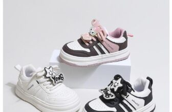 [???] Chunnie – thời trang trẻ em ?‍?❤️️?⭐️ Mãi mới thấy 1 em giày Kuromi vừa miếng, màu lại còn vừa đẹp vừa sang nữa chứ, zá thì siêu tốt chỉ 149kkkkkkkkkkk/đôi thuiii ạ
>>3 màu: đen – trắng  , shares-0✔️ , likes-3❤️️ , date-2024-10-04 03:37:43????????