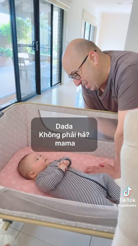 [🆕🇻🇳] Babycare – Chuyên Hàng Nhập Cho Mẹ Và Bé 🧑‍🧒❤️️👶⭐️ Tâm sự giữa 2 người đàn ông
, shares-0✔️ , likes-6❤️️ , date-2024-10-11 21:09:03🇻🇳🇻🇳🇻🇳📰🆕