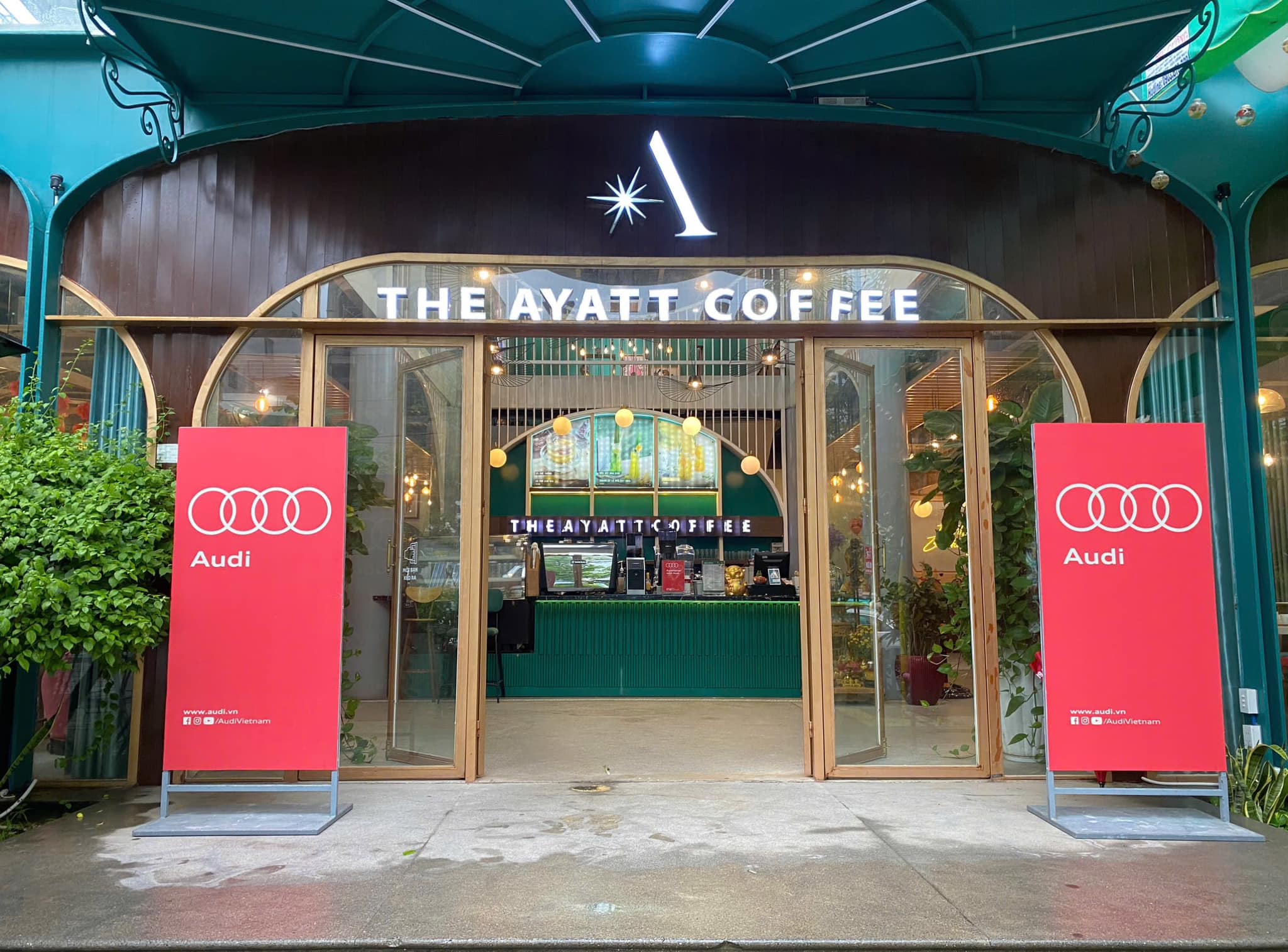 [☕️🇻🇳] The Ayatt Coffee  🥤 Top1Coffee ☕️ “𝐀𝐔𝐃𝐈 – 𝐓𝐑𝐀̉𝐈 𝐍𝐆𝐇𝐈𝐄̣̂𝐌 𝐋𝐀́𝐈 𝐓𝐇𝐔̛̉ 𝐕𝐀̀ 𝐊𝐈𝐄̂̉𝐌 𝐓𝐑𝐀 𝐗𝐄 𝐇𝐎𝐀̀𝐍 𝐓𝐎𝐀̀𝐍 𝐌𝐈𝐄̂̃𝐍 𝐏𝐇𝐈́” 𝐧𝐠𝐚𝐲 𝐭𝐚̣𝐢 Đ𝐨̂̀𝐧𝐠 𝐇𝐨̛́𝐢 𝐜𝐮̀𝐧𝐠 𝐀𝐲𝐚𝐭𝐭Đón cuối tuần s , shares-0✔️ , likes-22❤️️ , date-2024-10-12 14:32:13🇻🇳🇻🇳🇻🇳📰🆕