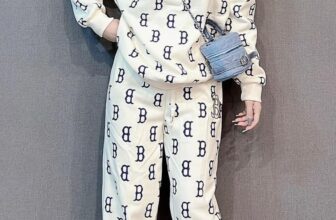 [???] MLB Việt Nam ? Top1Fashion ?    ƯU ĐÃI KHỦNG, GIẢM SIÊU SỐC SET NỈ SIÊU XINH ĐẸP NHÀ ML B 2024
Hàng siêu xinh, dày dặn cầm chắc tay nha các bác ơi.
Sẵn size SMLXL kiểm tra thoải  , shares-0✔️ , likes-16❤️️ , date-2024-10-17 06:32:29????????