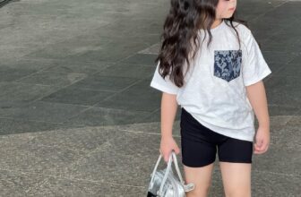 [🆕🇻🇳]   Cầu Vồng – Thế Giới Của Mẹ – Chuyên quần áo baby Quảng Châu, VNXK, hàng Thương hiệu 🧑‍🧒❤️️👶⭐️ Áo Lv dập nổi xịn sò. Kèm short thun legging. Legging đen mix sơmi rộng hay phông rộng j cũng iuuuu nha.
Set bé: #149kkkkk / set
Set mẹ: 189kkkkk / s , shares-3✔️ , likes-28❤️️ , date-2024-10-22 16:05:15🇻🇳🇻🇳🇻🇳📰🆕