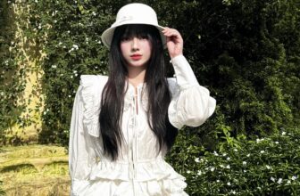 [🆕🇻🇳] KIOBI – THƯƠNG HIỆU QUẦN ÁO THIẾT KẾ VỚI PHONG CÁCH NỮ TÍNH 👕 Top1Fashion 👗  𝐋𝐀 𝐑𝐎𝐔𝐆𝐄 | 𝐻𝑜𝑙𝑖𝑑𝑎𝑦’24 𝐶𝑜𝑙𝑙𝑒𝑐𝑡𝑖𝑜𝑛• Inbox: m.me/KIOBI.VN
• Shopee:
• Tiktok: kiobi.vn𝐊 𝐈 𝐎 𝐁 𝐈   𝐂 𝐋 𝐎 𝐓 𝐇 𝐈 𝐍 𝐆
——————————————
• Pop up Store: 29/1 N , shares-0✔️ , likes-1❤️️ , date-2024-10-20 04:51:12🇻🇳🇻🇳🇻🇳📰🆕