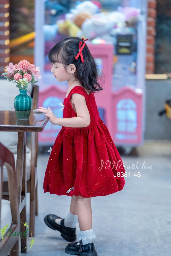 [🆕🇻🇳] Phân Phối – Bán Buôn – Bán Sỉ Vkids 😎❤️️⭐️ – 💖Buôn_sỉ_HN💖 Váy bé gái, chất nhung nhũ mềm mịn, điểm nơ cực sang, tone đ …