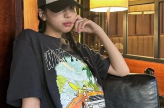 [???] THÀNH LONG VNXK – Chuyên bán hàng dư xịn xuất đi các nước : Hàn Quốc – Nhật Bản & các nước EU , US  ? Top1Fashion ?  𝐌ẫu phông  sở hữu diện bao ngầu luôn nha mn .
• Chất liệu 100% cotton mặc hè thoáng mát , còn có thể mặc lót trong mùa thu đông nữa ạ
• Unisex dành  , shares-0✔️ , likes-2❤️️ , date-2024-10-24 00:38:56????????