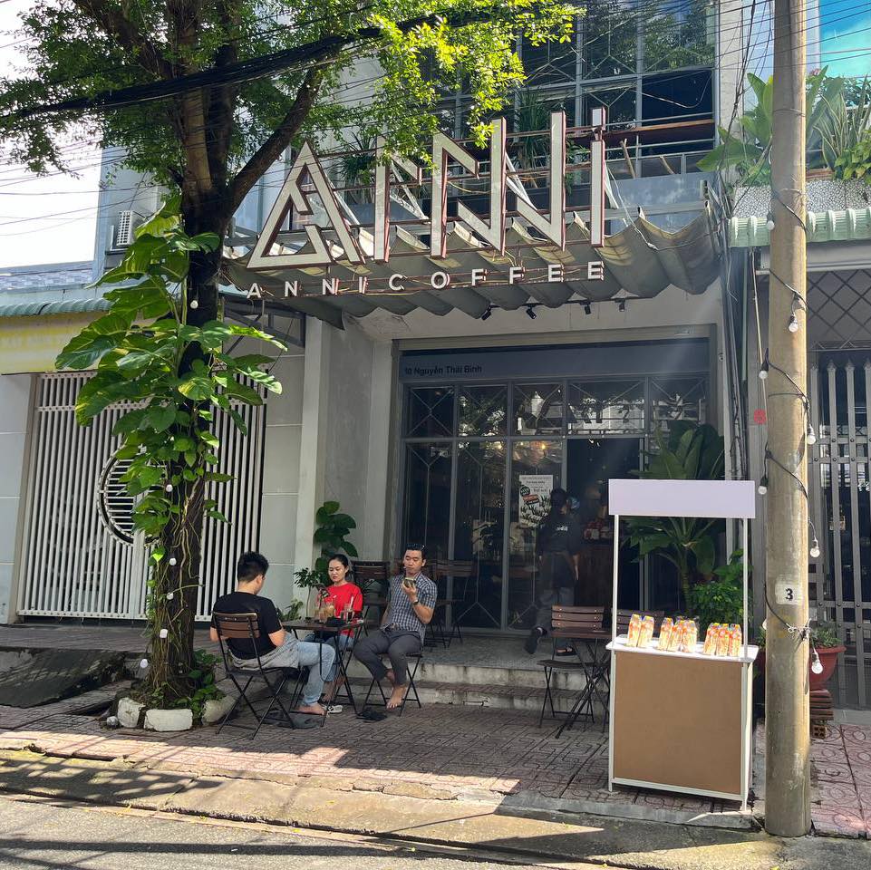 06h là mình có cà phê và bánh mì sandwich phục vụ bữa sáng cho khách yêu nha!
#annicoffeecamau