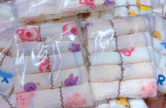 [🆕🇻🇳] Shop 2Gà Con HN-Đồ Sơ Sinh Trọn Gói 🧑‍🧒❤️️👶⭐️ Khăn sữa mẫu mới về cực xinh luôn nha các mẹ￼.hoạ tiết đang yêu.chât khăn siêu mềm min luôn ạ. Khăn 2 lớp KT 30×30 cm thoải mai làm khăn ,yếm cho bé ạ
Các , shares-0✔️ , likes-1❤️️ , date-2024-10-26 23:12:57🇻🇳🇻🇳🇻🇳📰🆕