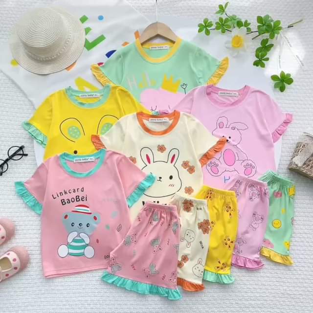 [???]  BiKids Shop – MinkyMom Cho Bé ?‍?❤️️?⭐️ Mẫu tay ngắn.- quần ngắn cho bé 
 Mẹ thích màu nào thì chọn cho bé nhà mình luôn nha 
 Chất vải thun lạnh loại 1, mềm, mát, thoáng da và thấm hút mồ hôi tố , shares-0✔️ , likes-6❤️️ , date-2024-10-24 19:27:27????????