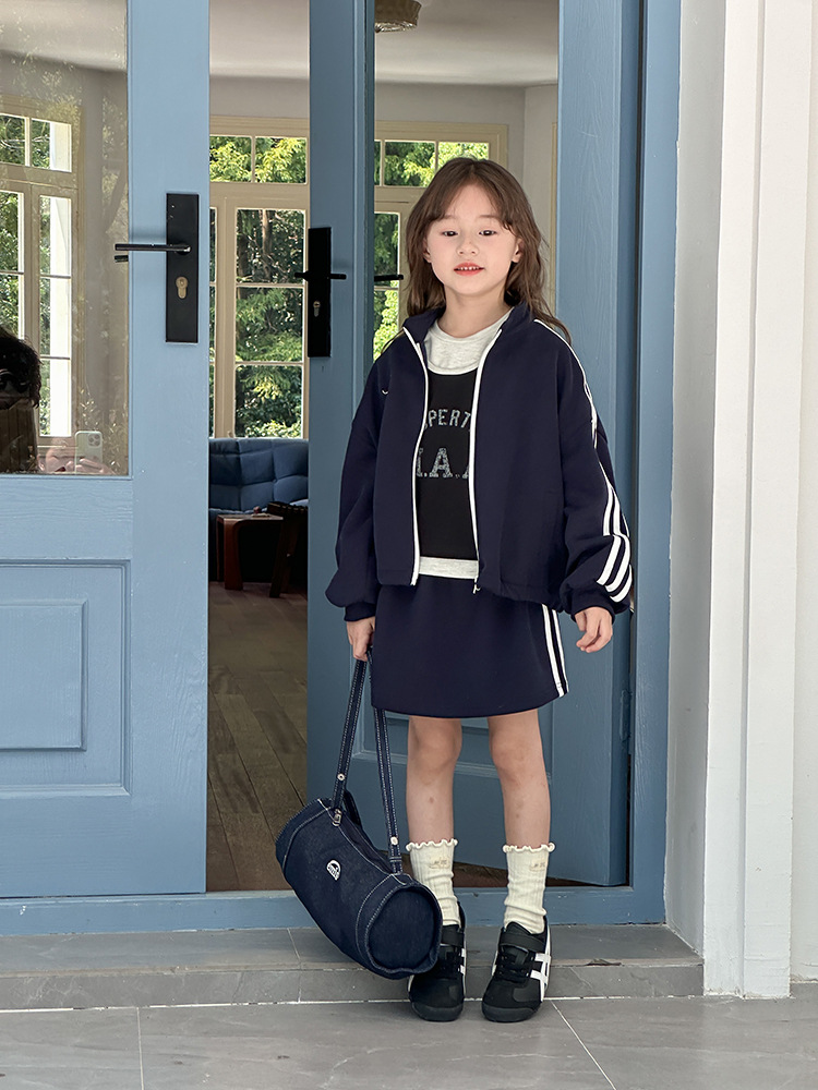 [🆕🇻🇳]  Voi Kun – Thời trang trẻ em có sẵn – Hàng Quảng Châu 🧑‍🧒❤️️👶⭐️ Vừa ấm vừa cá tính đây ạ  !!
, shares-0✔️ , likes-0❤️️ , date-2024-10-25 21:33:45🇻🇳🇻🇳🇻🇳📰🆕