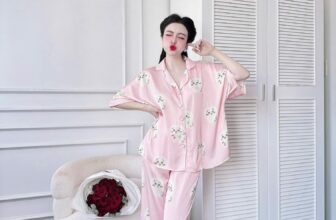 [???] NMee house  ? Top1Fashion ?  Cánh dơi xinhhhh lắm ạ
, shares-0✔️ , likes-1❤️️ , date-2024-10-28 15:22:32????????
