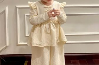 [???]  Little Chic – Đồ trẻ em ?‍?❤️️?⭐️ “𝑺𝒉𝒐𝒑 𝒐̛𝒊, 𝒎𝒂̂̃𝒖 𝒏𝒂̀𝒚 𝒃𝒆́ 𝒎𝒂̣̆𝒄 𝒙𝒊𝒏𝒉 𝒒𝒖𝒂́, 𝒅𝒐̛𝒏 𝒈𝒊𝒂̉𝒏 𝒎𝒂̀ 𝒗𝒂̂̃𝒏 𝒏𝒉𝒖̛ 𝒕𝒊𝒆̂̉𝒖 𝒕𝒉𝒖̛ 𝒄𝒐𝒏 𝒏𝒉𝒂̀ 𝒈𝒊𝒂̀𝒖 𝒍𝒖𝒏𝒏𝒏 ”Một chiếc #Feedback sáng sớm làm tan chảy con tim , shares-3✔️ , likes-36❤️️ , date-2024-10-27 18:19:18????????