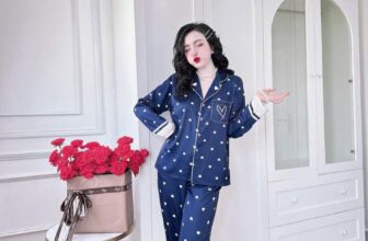 [???] Mây Store Thủ Dầu Một ? Top1Fashion ?  Gọi em là “đồ đáng yêuuuuu”
——————
Lụa Latin cao cấp mịn mát, giữ form đẹp, bao giặt máy𝗛𝗶̀𝗻𝗵 𝗰𝗵𝘂̣𝗽 𝘁𝗵𝗮̣̂𝘁 𝟭𝟬𝟬% 𝘃𝗮̀ 𝗞𝗵𝗮́𝗰𝗵 đ𝘂̛𝗼̛̣𝗰 𝗸𝗶𝗲̂̉𝗺 𝘁𝗿𝗮 𝗵𝗮̀𝗻𝗴  , shares-0✔️ , likes-0❤️️ , date-2024-10-28 16:14:24????????