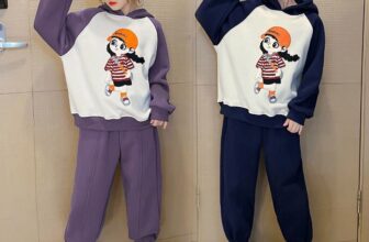 [🆕🇻🇳] Beeshop – Thiết kế & Thời trang 🧑‍🧒❤️️👶⭐️  Trời lạnh chỉ cần 1 chiếc áo giữ nhiệt nhẹ nhàng cùng bộ nỉ cô gái này là đủ đẹp và chất rồi  ạ
———————————
Size 22-50kg ( size , shares-0✔️ , likes-10❤️️ , date-2024-11-04 01:30:02🇻🇳🇻🇳🇻🇳📰🆕